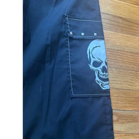 Romwe Gothic Black Skull Cargo Pants – Size M, Streetwear Vibe - Picture 2 of 7
